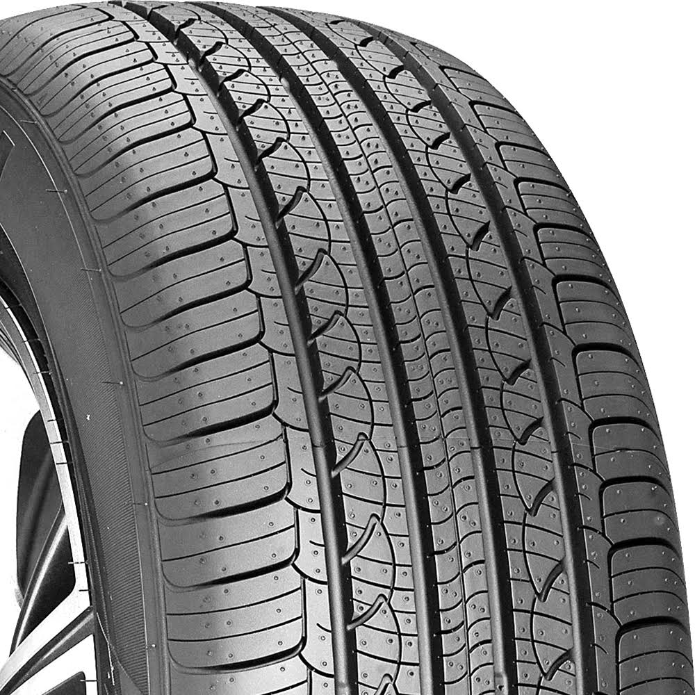 215/65R16 98V All Season Tire L445