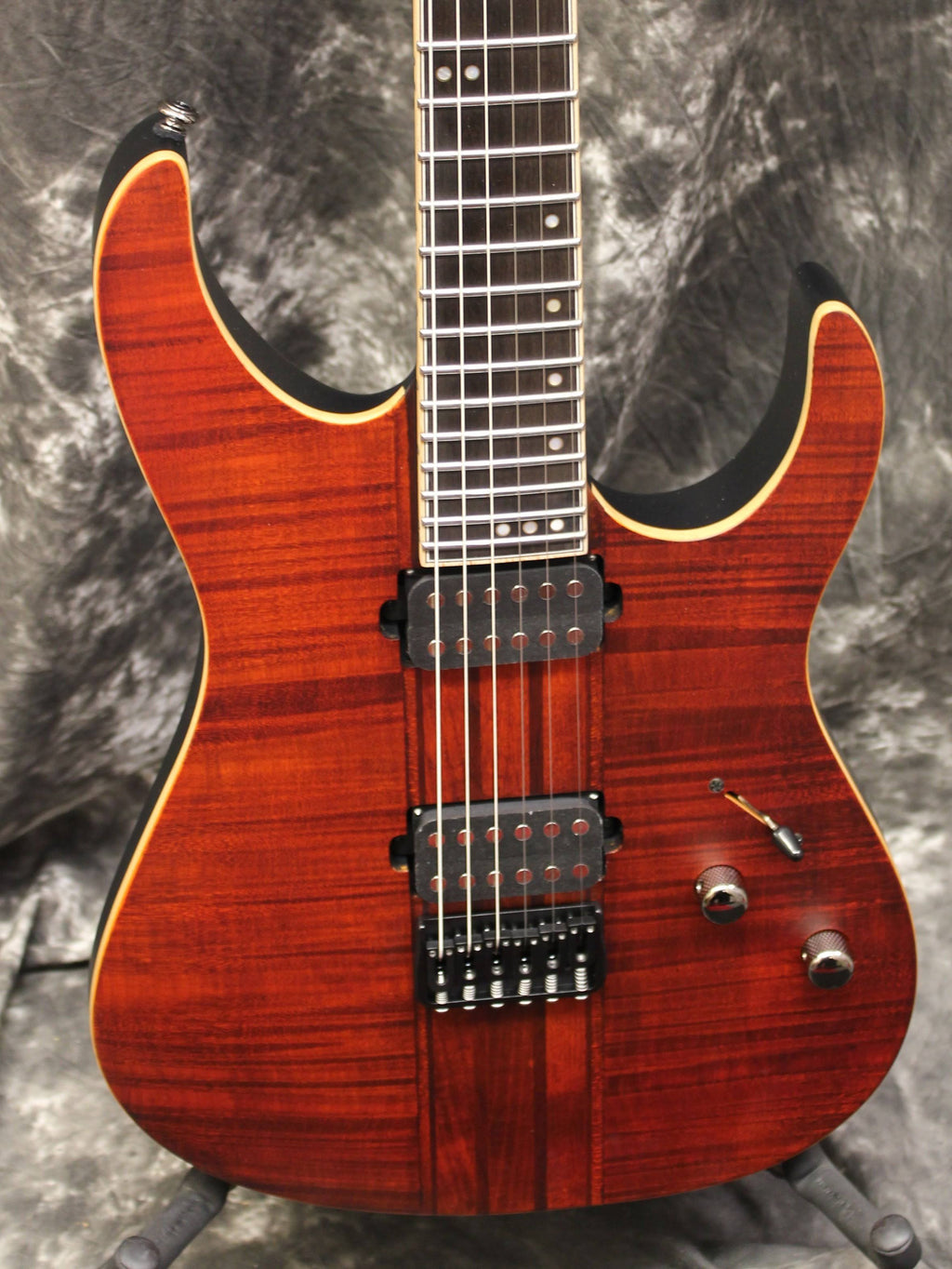Cat's Eye Pearl Electric Guitar Q1120