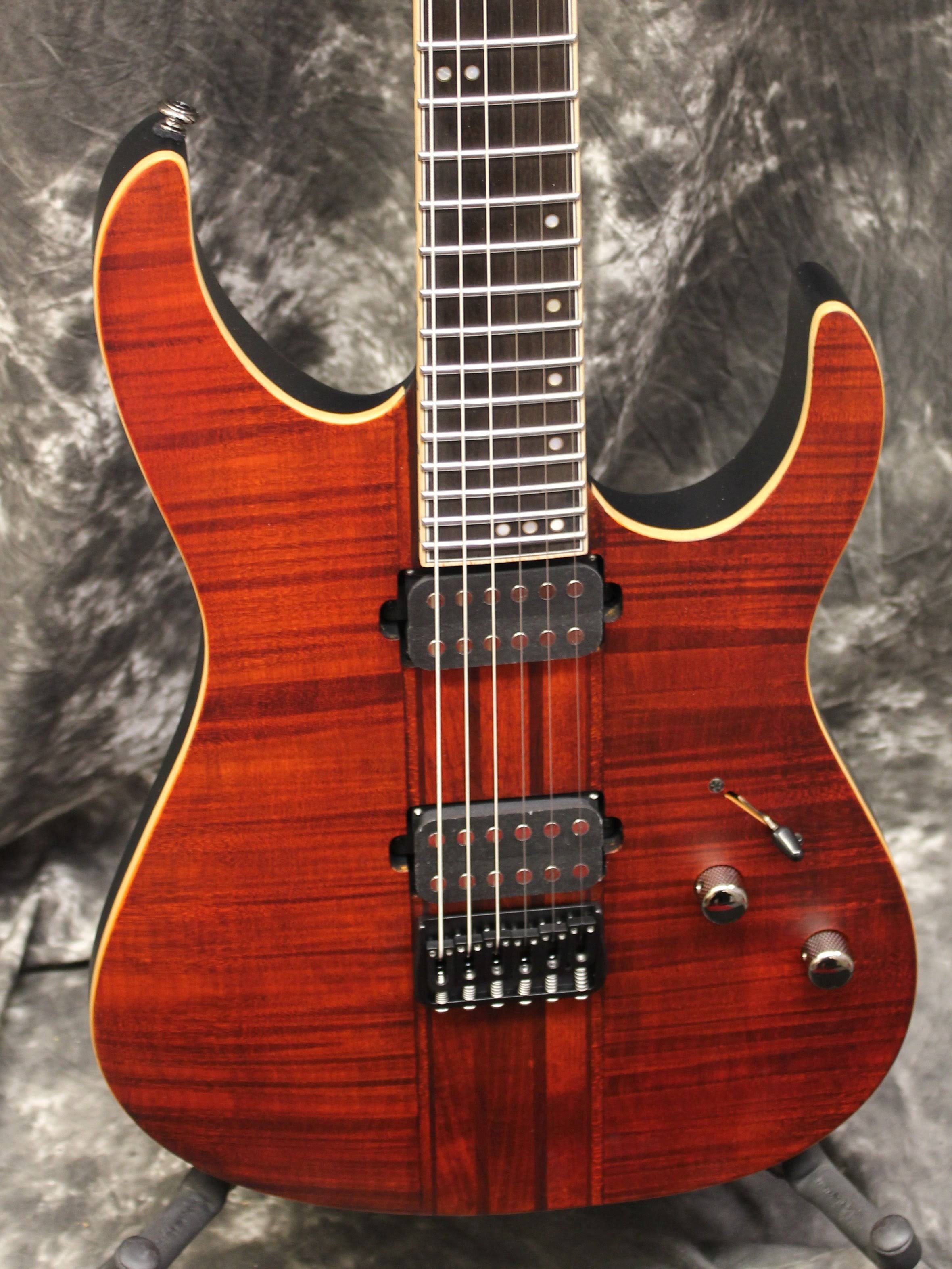 Cat's Eye Pearl Electric Guitar Q1120