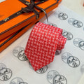 Hermes Style Men's Houndstooth Pattern Silk Tie