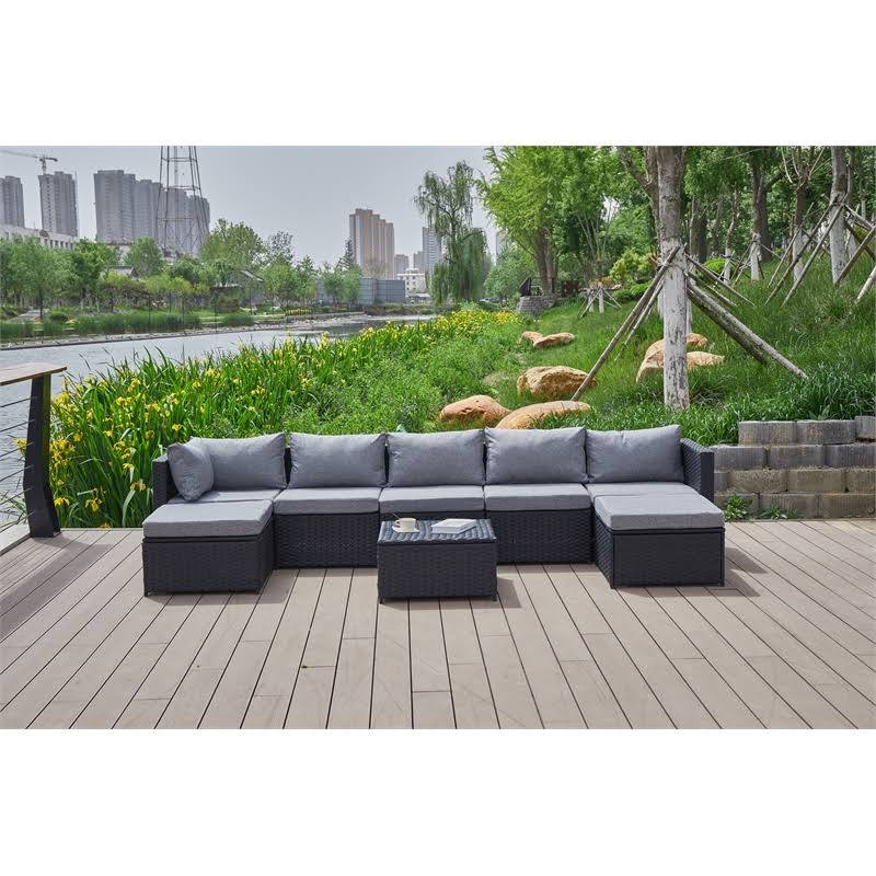 Grey Wicker/Rattan Sectional with Storage Ottoman B938