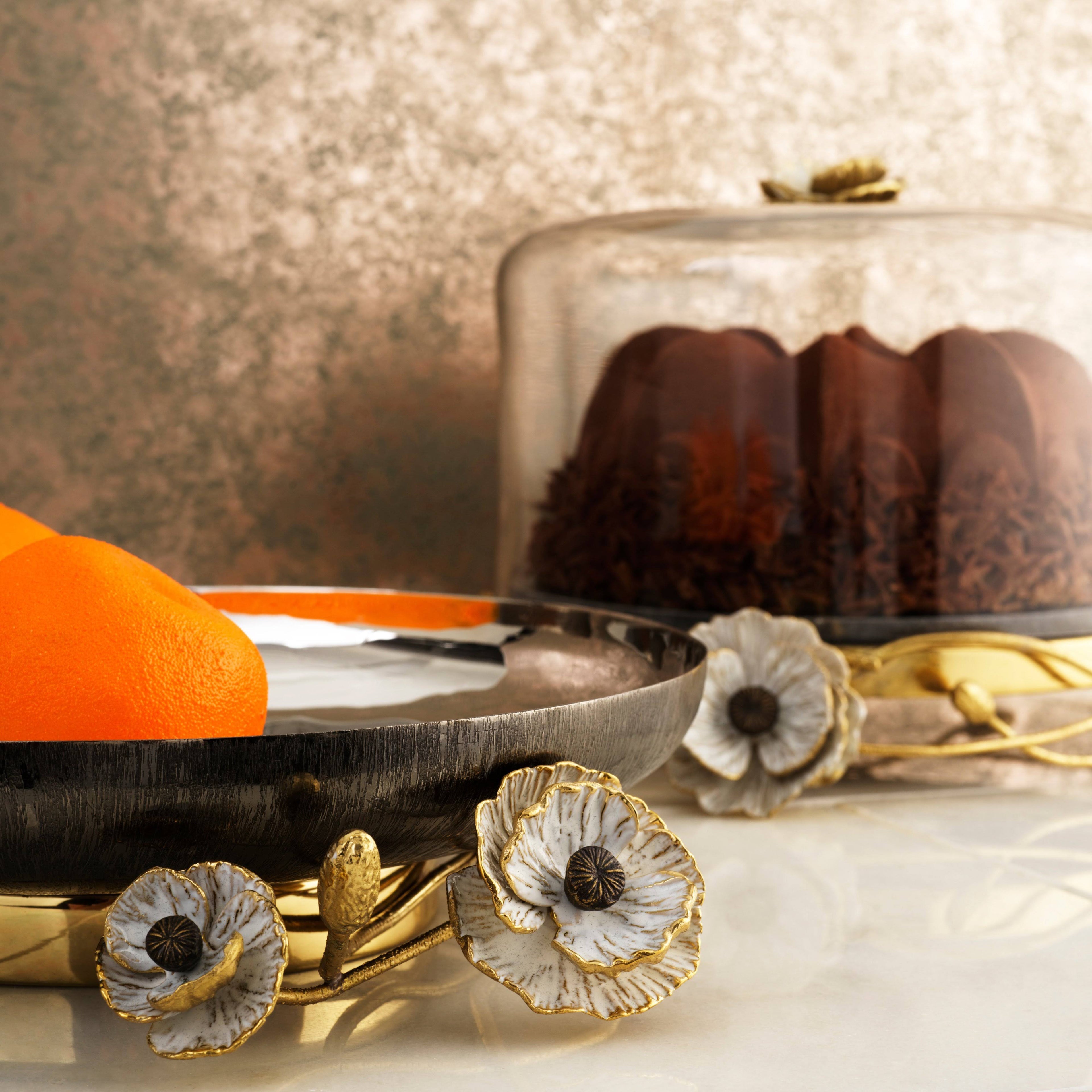 Cake Stand with Dome E166
