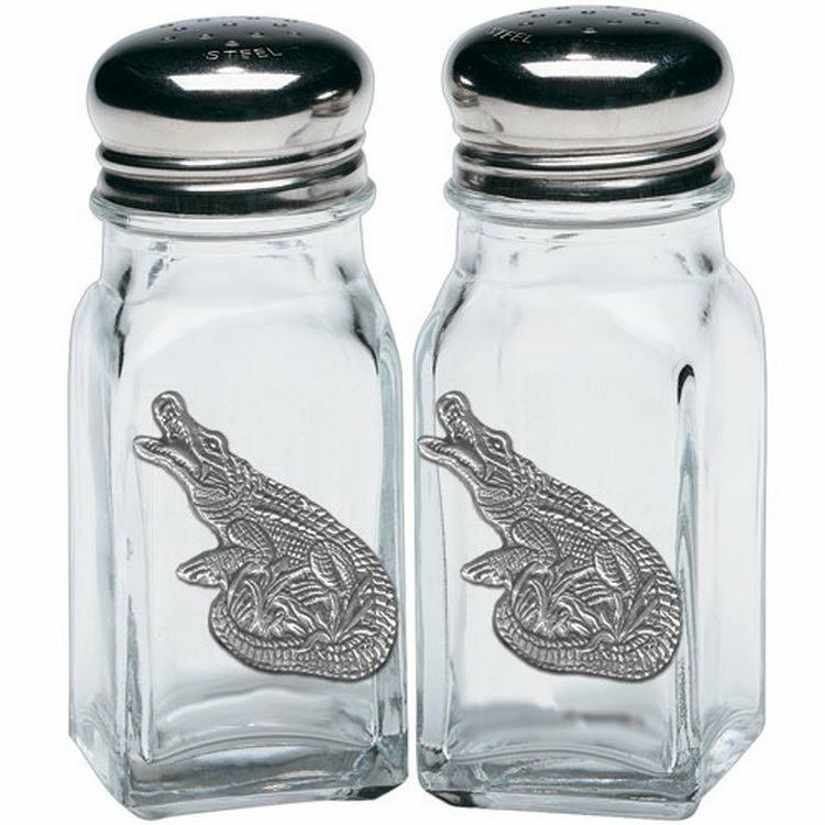 Alligator Salt & Pepper Shakers U598