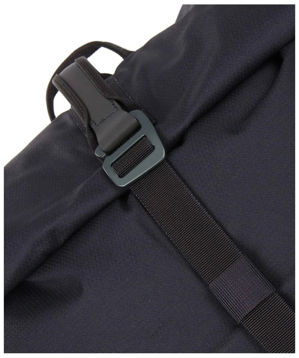 The Roll Pack 18L M4928