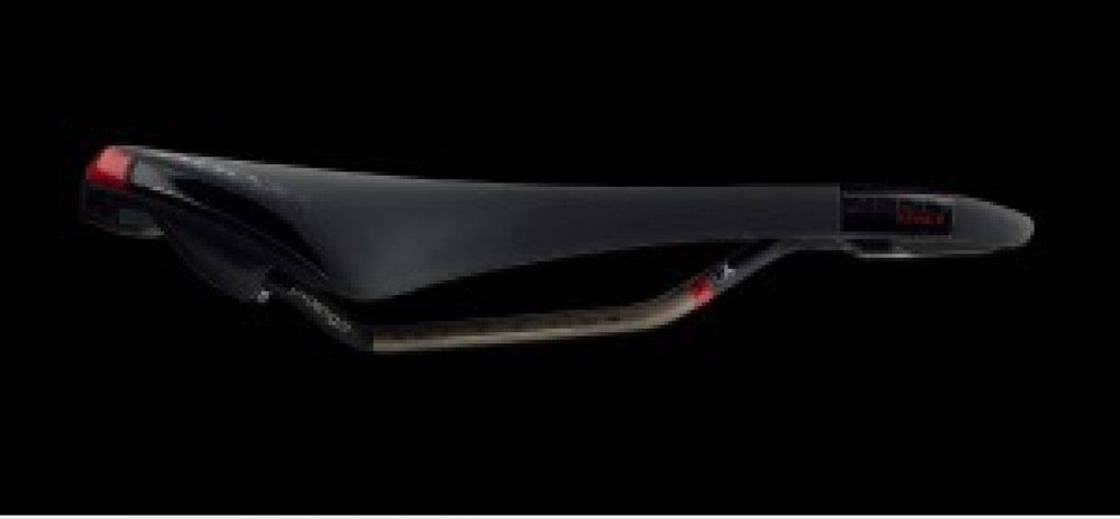 White / Black Saddle Z5582