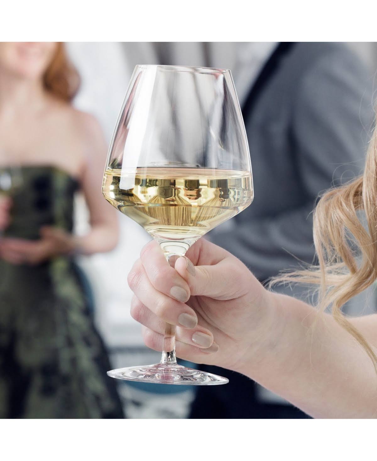 Set of 4 Wine Glass D254187