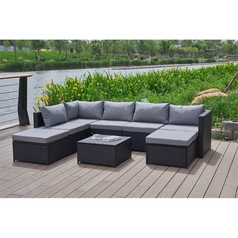 Grey Wicker/Rattan Sectional with Storage Ottoman B938