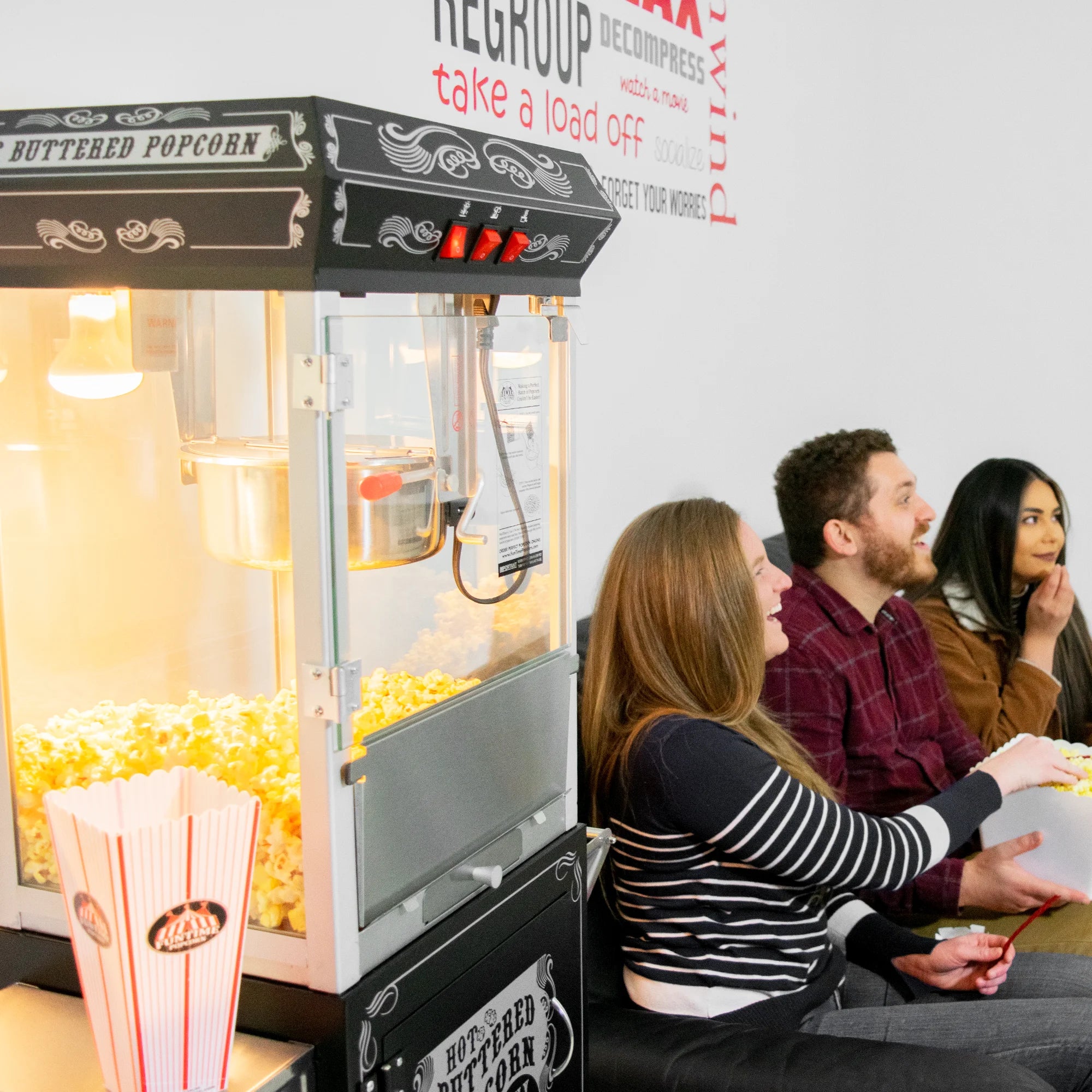 Black/Silver 8oz Popcorn Machine with Cart P755
