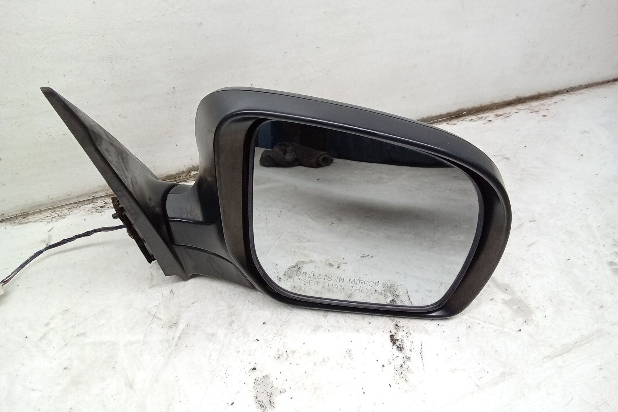 Passenger RH Door Mirror L395