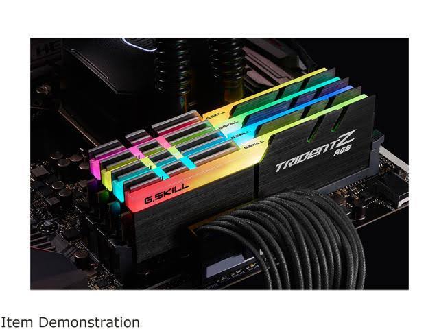32GB (4 x 8GB) DDR4 SDRAM D6587