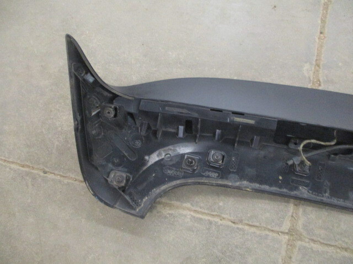Pre-Owned Jeep Cherokee Rear Spoiler Wing with Brake Light Lamp C80663