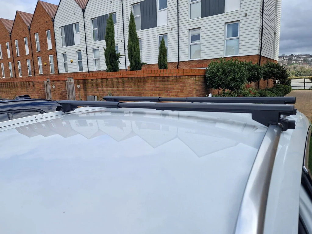 Silver Telescopic Roof Racks Cross Bars Luggage Carrier Set X1574