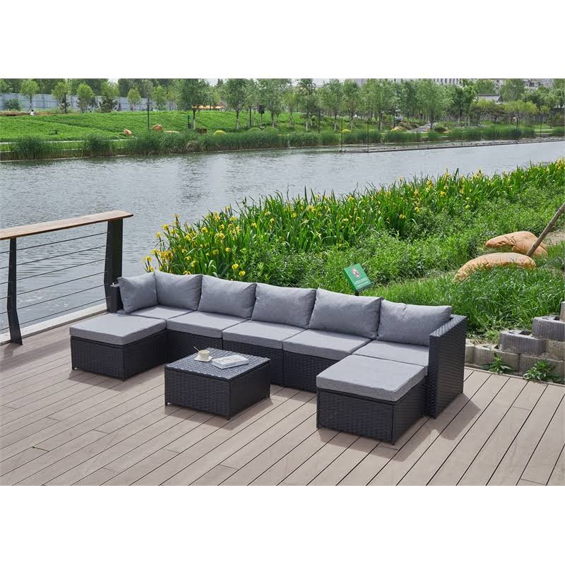 Grey Wicker/Rattan Sectional with Storage Ottoman B938